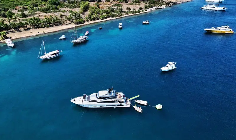 Turquoise bay swim stop during Yacht Bodrum Rent daily cruise